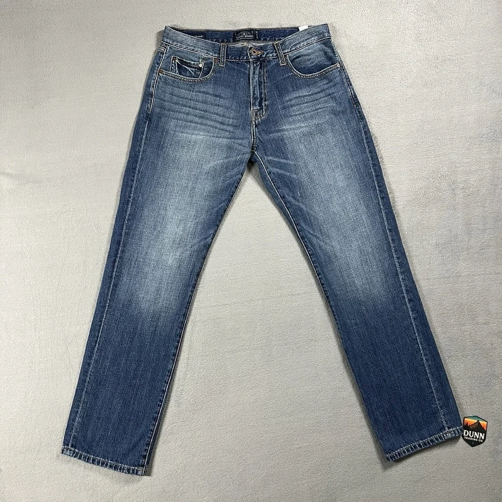 Lucky Brand Jeans Mens 32x32 Blue 221 Original Straight Mid Rise Medium Wash
